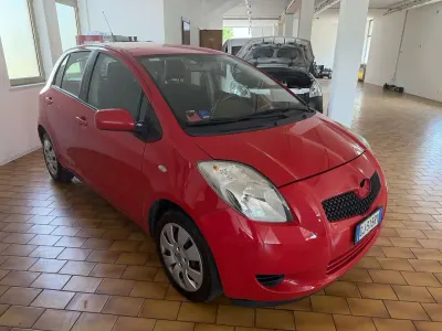 Usata Toyota Yaris 68 CV (50 kW) 2007 Other Utilitaria