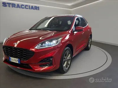 Usata Ford Kuga ST-Line X 225 CV (165 kW) 2023 Rosso metallizzato SUV