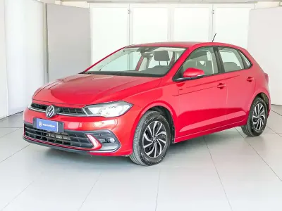Usata VW Polo Life 95 CV (69 kW) 2023 Kings red metallizzato Utilitaria