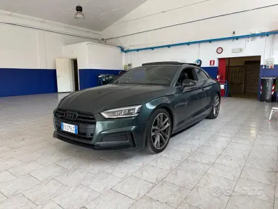 Usata Audi A5 Exclusive 190 CV (139 kW) 2019 Verde Coupé
