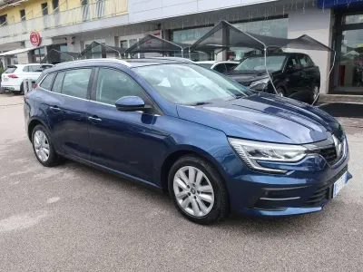 Usata Renault Mégane GrandTour Business 116 CV (85 kW) 2021 Blu/azzurro Station wagon
