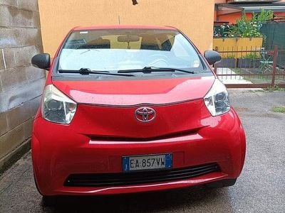 Toyota iQ