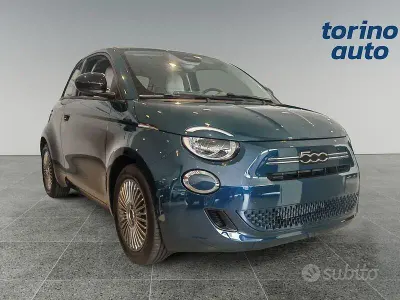 Nuova Fiat 500 Icon 65 CV (47 kW) 2026 Bluazzurro Berlina