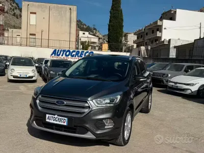 Usata Ford Kuga Business Edition 120 CV (88 kW) 2019 Grigio SUV