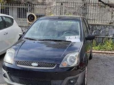 Usata Ford Fiesta Ghia 68 CV (50 kW) 2005 Utilitaria