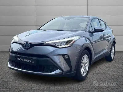 Usata Toyota C-HR Active 122 CV (89 kW) 2023 Blu/azzurro SUV