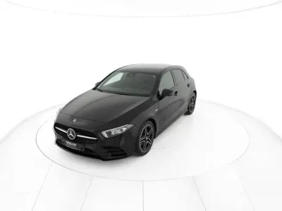Usata Mercedes A180 Premium 116 CV (85 kW) 2022 Nero Berlina