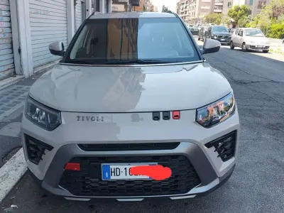 Usata KGM Tivoli