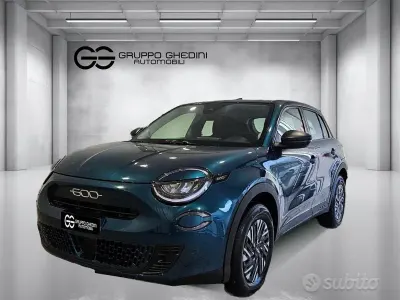 Usata Fiat 600 Pop 101 CV (74 kW) 2025 Verde mare metallizzato SUV