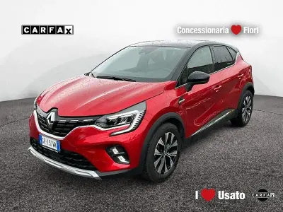 Usata Renault Captur Techno 143 CV (105 kW) 2023 Rosso SUV