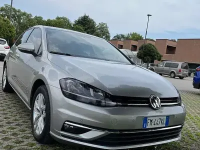 Usata VW Golf VII Business 116 CV (85 kW) 2017 Berlina