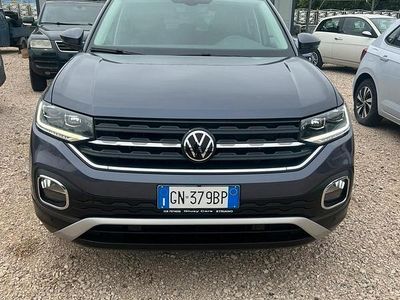 Usata VW T-Cross 110 CV (80 kW) 2023 Grigio SUV