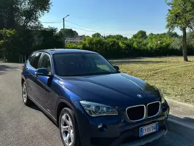 Usata BMW X1 Efficient Dynamics 143 CV (105 kW) 2015 Blu SUV