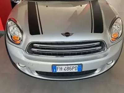 Usata Mini Cooper D Countryman Business 111 CV (81 kW) 2017 Bianco SUV