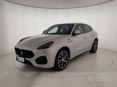 Usata Maserati Grecale 330 CV (242 kW) 2023 Grigio SUV