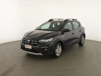 Usata Dacia Sandero Comfort 91 CV (66 kW) 2022 Nero Berlina