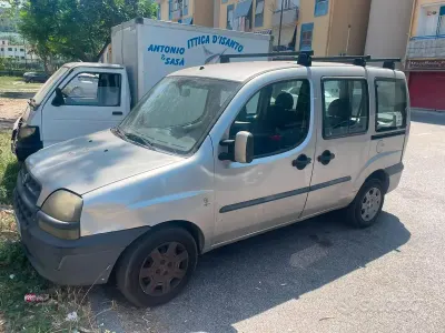 Usata Fiat Doblò 65 CV (47 kW) 2004 Monovolume