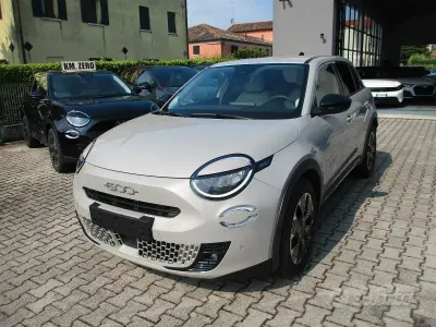 Usata Fiat 600 La Prima 101 CV (74 kW) 2025 Marrone SUV