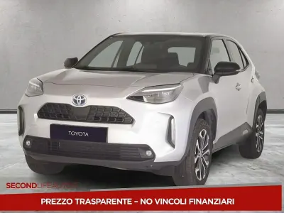 Usata Toyota Yaris Trend 116 CV (85 kW) 2022 Argento Utilitaria
