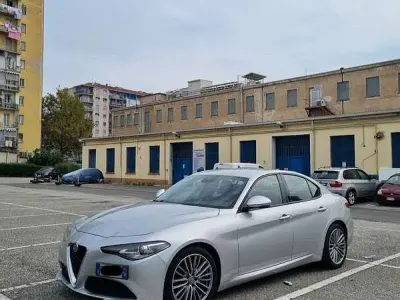 Usata Alfa Romeo Giulia Super 150 CV (110 kW) 2017 Berlina