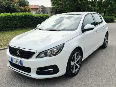 Usata Peugeot 308 Business-Line 102 CV (75 kW) 2019 Bianco Berlina