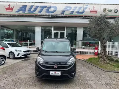Usata Fiat Doblò Lounge 120 CV (88 kW) 2016 Nero Monovolume