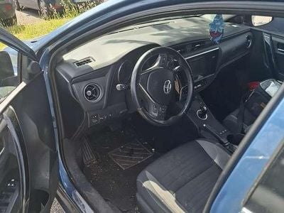 Usata Toyota Auris Hybrid Active 99 CV (72 kW) 2015 Station wagon