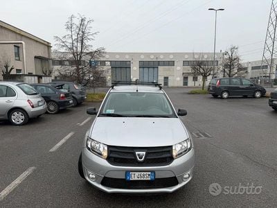 Grigio Usata 2014 Dacia Sandero Utilitaria | 4200 € (Ottimo prezzo)