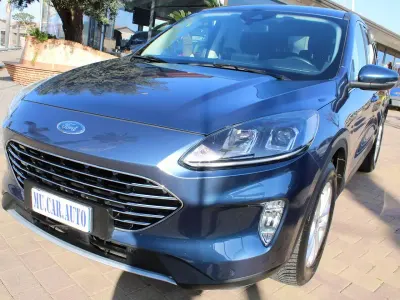 Usata Ford Kuga ST-Line X 120 CV (88 kW) 2024 Blu/azzurro SUV