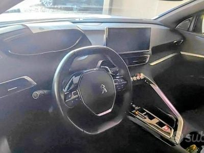 Usata Peugeot 3008 Allure 131 CV (96 kW) 2023 Grigio SUV