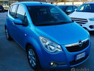 Usata Opel Agila 86 CV (63 kW) 2010 Blu Utilitaria