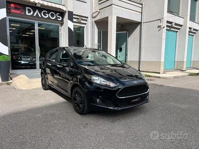 Usata Ford Fiesta Titanium 75 CV (55 kW) 2016 Nero Utilitaria
