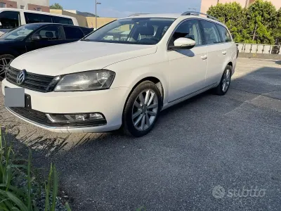 Usata VW Passat 140 CV (102 kW) 2014 Bianco Station wagon