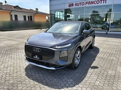Nuova Audi Q3 Sportback Advanced 150 CV (110 kW) 2026 Grigio tambora metallizzato SUV