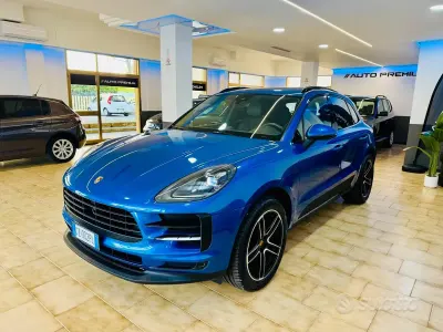 Usata Porsche Macan Chrono 245 CV (180 kW) 2019 Blu SUV