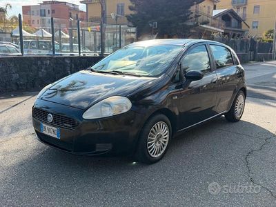 Usata Fiat Grande Punto 90 CV (66 kW) 2008 Nero Utilitaria