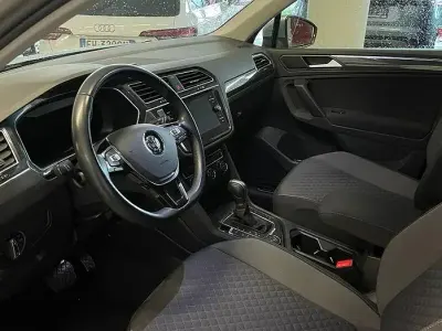 Gebraucht VW Tiguan 150 PS (110 kW) 2018 Grau SUV