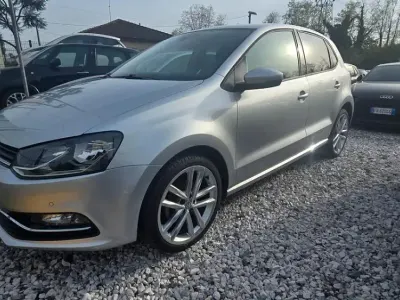 Usata VW Polo Highline 90 CV (66 kW) 2017 Argento Berlina