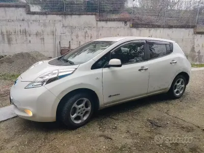 Usata Nissan Leaf 80 kW (109 CV) 2017 Bianco Utilitaria
