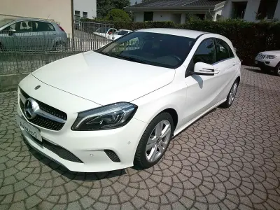 Usata Mercedes A180 109 CV (80 kW) 2017 Bianco Utilitaria