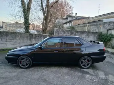 Usata Alfa Romeo 155 150 CV (110 kW) 1995 Nero Berlina