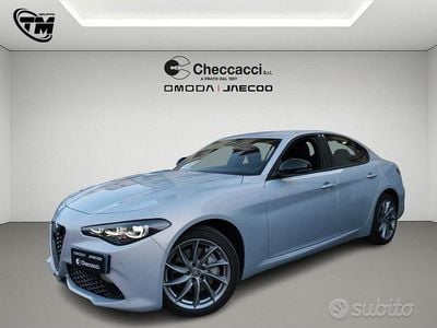 Usata Alfa Romeo Giulia 280 CV (205 kW) 2024 Bianco Berlina