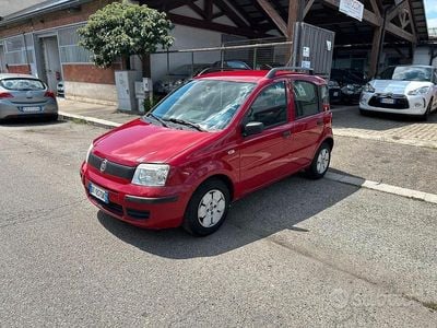 Usata Fiat Panda Active 54 CV (39 kW) 2009 Rosso Utilitaria