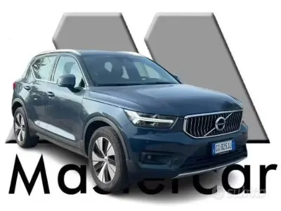 Begagnad Volvo XC40 Inscription 179 HK (131 kW) 2021 Svart SUV
