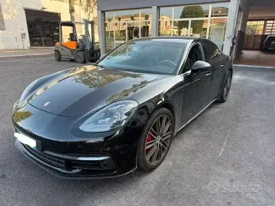 Usata Porsche Panamera 4S Diesel 422 CV (310 kW) 2017 Nero Utilitaria