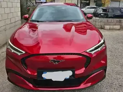 Usata Ford Mustang Mach-E 100 kW (136 CV) 2021 Rosso SUV