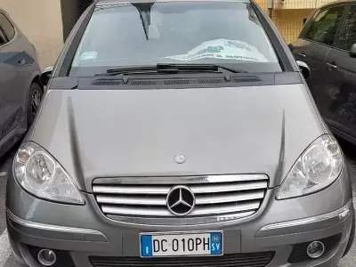 Usata Mercedes A180 Elegance 109 CV (80 kW) 2006 Grigio Berlina