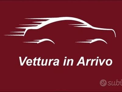 Usata VW Multivan Life 2022 Grigio Furgone