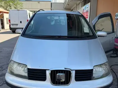 Usata Seat Alhambra 130 CV (95 kW) 2003 Grigio Monovolume