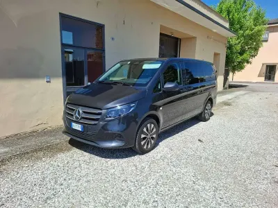 Usata Mercedes Vito 160 CV (117 kW) 2025 Grigio Furgone